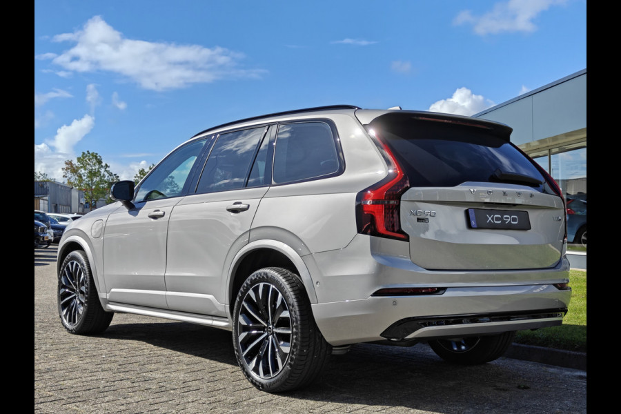 Volvo XC90 T8 AWD 455PK Plug-in Hybrid Ultra Dark | NIEUW | €10.465,- voordeel | ACC | H&K | Luchtvering | 360 camera | 21" | BLIS |