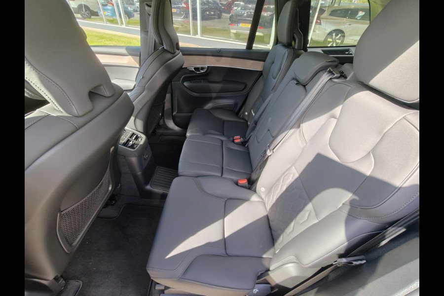 Volvo XC90 T8 AWD 455PK Plug-in Hybrid Ultra Dark | NIEUW | €10.465,- voordeel | ACC | H&K | Luchtvering | 360 camera | 21" | BLIS |