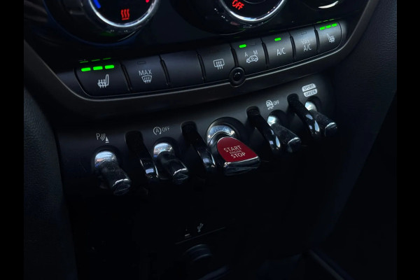 MINI Countryman 1.5 Cooper Chili Serious Business(NL-auto, Dealer OnderH, Panorama, Camera, Navi Pro, StoelV, Climate Con, Etc)