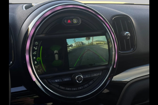 MINI Countryman 1.5 Cooper Chili Serious Business(NL-auto, Dealer OnderH, Panorama, Camera, Navi Pro, StoelV, Climate Con, Etc)