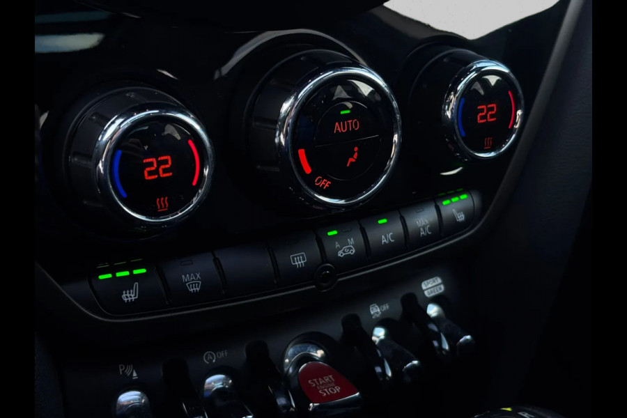 MINI Countryman 1.5 Cooper Chili Serious Business(NL-auto, Dealer OnderH, Panorama, Camera, Navi Pro, StoelV, Climate Con, Etc)