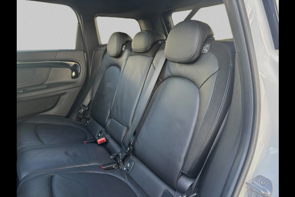 MINI Countryman 1.5 Cooper Chili Serious Business(NL-auto, Dealer OnderH, Panorama, Camera, Navi Pro, StoelV, Climate Con, Etc)