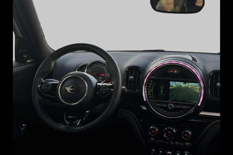 MINI Countryman 1.5 Cooper Chili Serious Business(NL-auto, Dealer OnderH, Panorama, Camera, Navi Pro, StoelV, Climate Con, Etc)