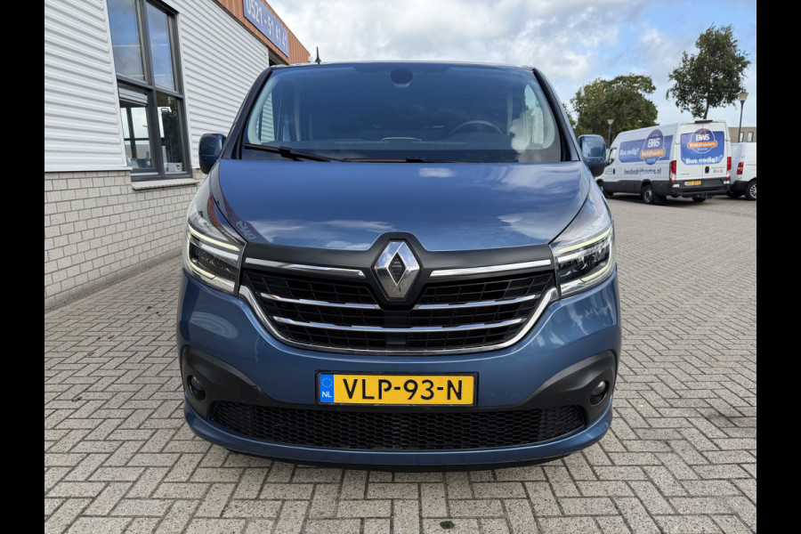 Renault Trafic 2.0 dCi automaat 145pk T29 L2H1 Luxe / vaste prijs rijklaar € 17.650 ex btw / euro 6 / bpm vrij / blauw metallic / comfort stoelen / trekhaak / airco / cruise / navigatie