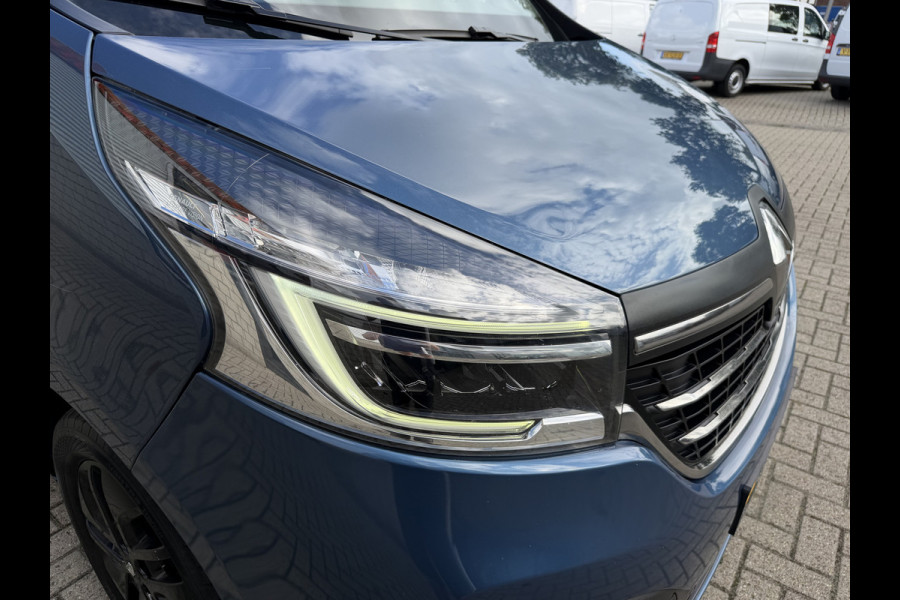 Renault Trafic 2.0 dCi automaat 145pk T29 L2H1 Luxe / vaste prijs rijklaar € 17.650 ex btw / euro 6 / bpm vrij / blauw metallic / comfort stoelen / trekhaak / airco / cruise / navigatie