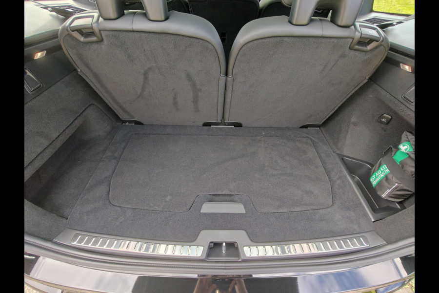 Volvo XC90 T8 Plug-in hybrid AWD Ultra Black Ed. Exec. | VOORRAAD VOORDEEL | DIRECT LEVERBAAR |