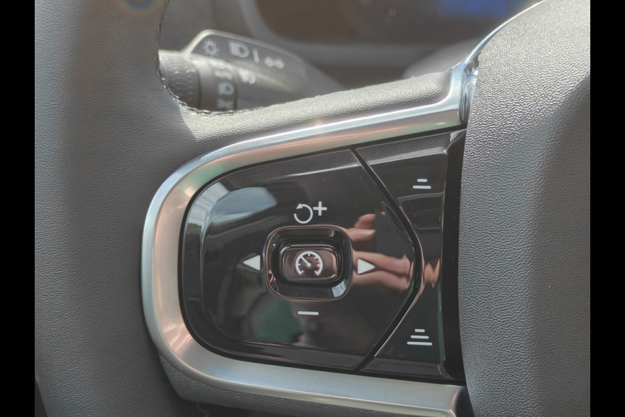 Volvo XC90 T8 Plug-in hybrid AWD Ultra Black Ed. Exec. | VOORRAAD VOORDEEL | DIRECT LEVERBAAR |