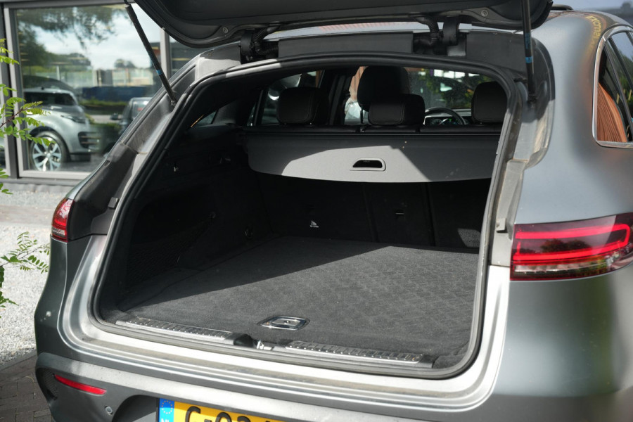 Mercedes-Benz EQC 400 4MATIC Premium Plus 80 kWh Schuif/kanteldak ACC Burmester Memory Manufaktur MultiBeam
