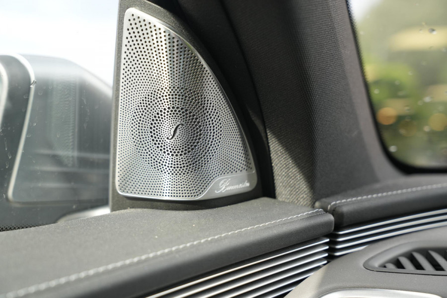 Mercedes-Benz EQC 400 4MATIC Premium Plus 80 kWh Schuif/kanteldak ACC Burmester Memory Manufaktur MultiBeam