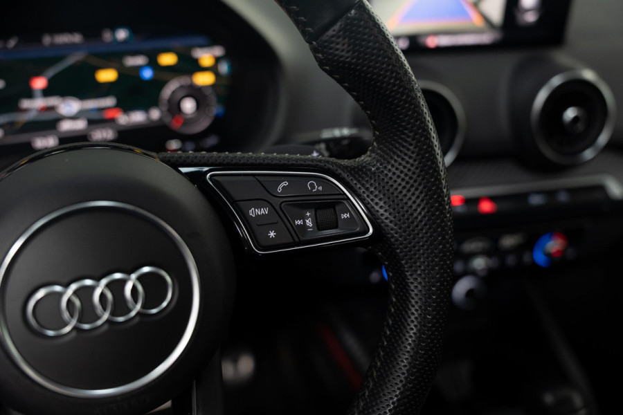 Audi Sq2 2.0 TFSI SQ2*PANO*ACC*LANE-ASS*VIRTUAL*HUD*B&O*CAM
