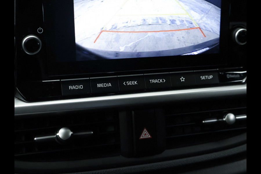 Kia Picanto 1.0 DPi DynamicLine Sport (APPLE CARPLAY,NAVI,CAMERA,CRUISE,LED,AIRCO,SPORTSTOELEN,LM VELGEN,NETTE STAAT)