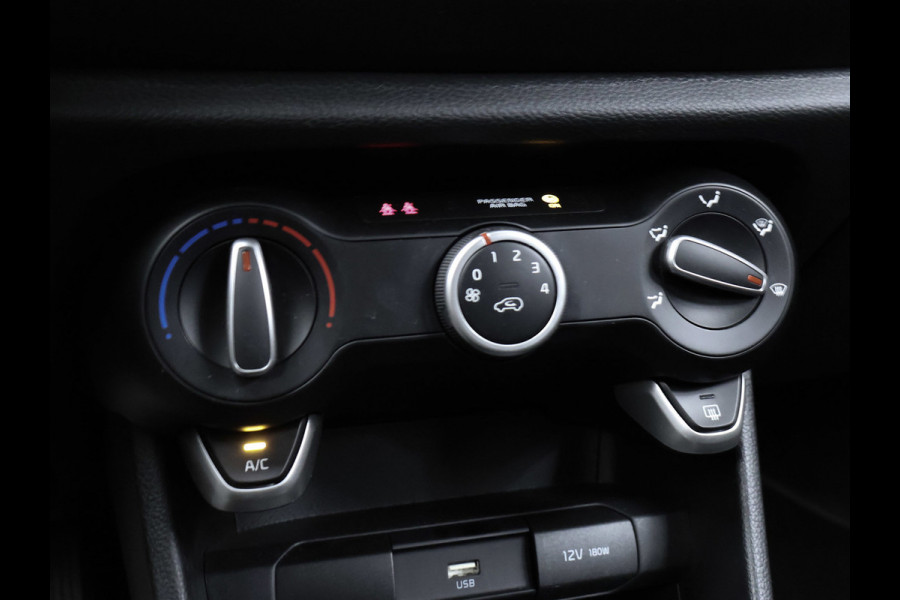 Kia Picanto 1.0 DPi DynamicLine Sport (APPLE CARPLAY,NAVI,CAMERA,CRUISE,LED,AIRCO,SPORTSTOELEN,LM VELGEN,NETTE STAAT)