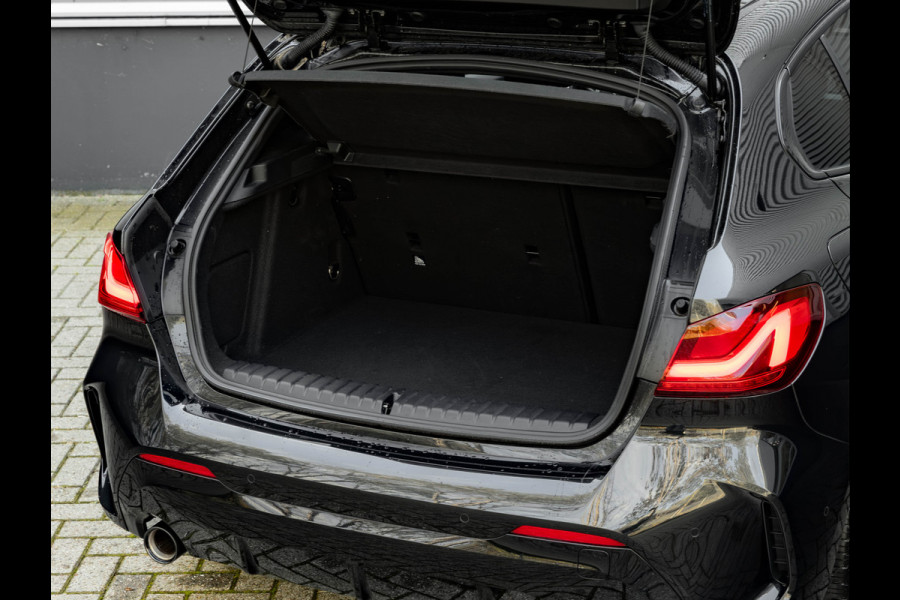 BMW 1-serie 118i Executive - M-Sport - Pano - Shodow Line - Camera - 18 inch