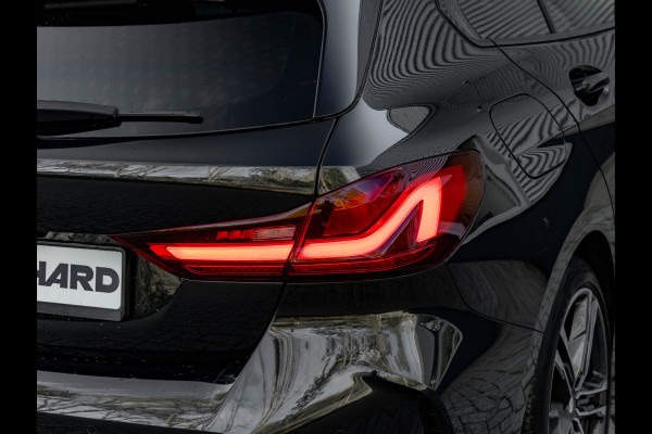 BMW 1-serie 118i Executive - M-Sport - Pano - Shodow Line - Camera - 18 inch