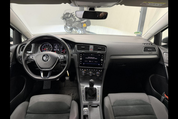 Volkswagen Golf 1.5 TSI*ACC*LED*NAVI*ECC*SPRTSTOELEN*PDC*NAVI*LMV*