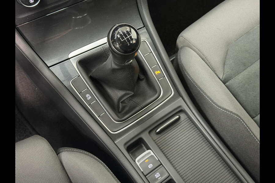 Volkswagen Golf 1.5 TSI*ACC*LED*NAVI*ECC*SPRTSTOELEN*PDC*NAVI*LMV*