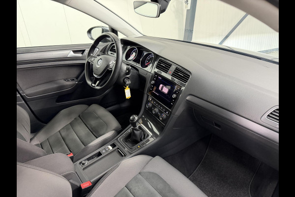 Volkswagen Golf 1.5 TSI*ACC*LED*NAVI*ECC*SPRTSTOELEN*PDC*NAVI*LMV*