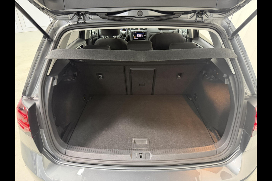 Volkswagen Golf 1.5 TSI*ACC*LED*NAVI*ECC*SPRTSTOELEN*PDC*NAVI*LMV*