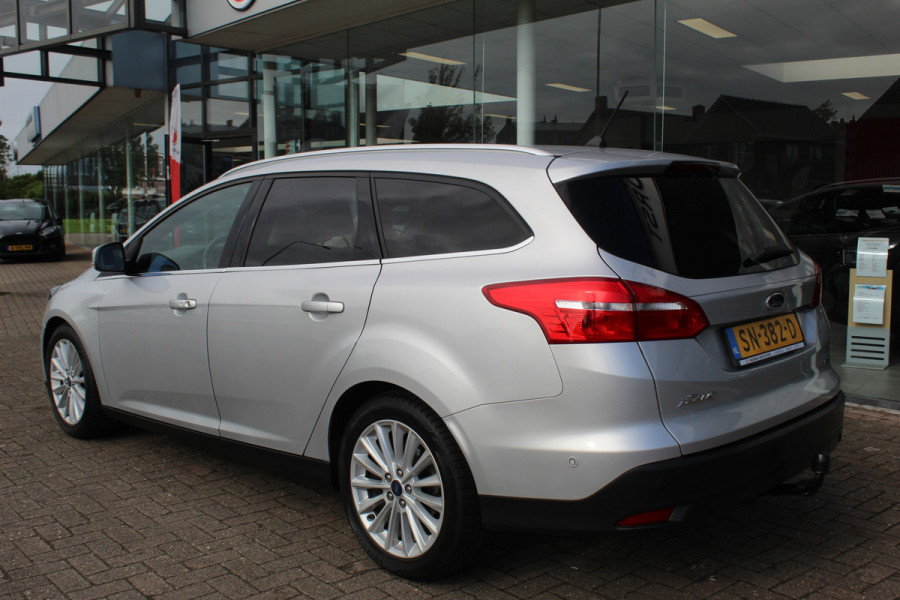 Ford FOCUS Wagon 1.0 125PK Titanium Uiterst nette wagen ! Trekhaak, Pdc, Navigatie, Cuise Controle,