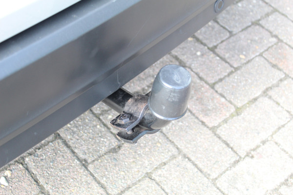 Ford FOCUS Wagon 1.0 125PK Titanium Uiterst nette wagen ! Trekhaak, Pdc, Navigatie, Cuise Controle,