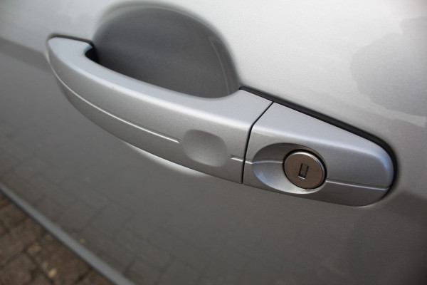 Ford FOCUS Wagon 1.0 125PK Titanium Uiterst nette wagen ! Trekhaak, Pdc, Navigatie, Cuise Controle,