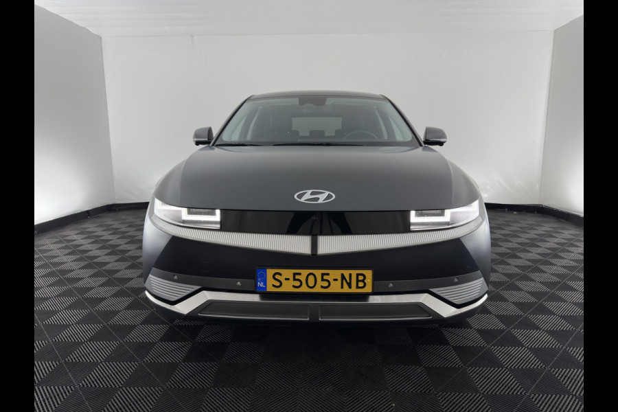 Hyundai IONIQ 5 Lounge 77.4 kWh [3-Fase-11kW] {SoH-99%} (INCL-BTW) Aut. *HEATPUMP | LEATHER | BOSE-SOUND | FULL-LED | ADAPTIVE-CRUISE | BLINDSPOT | DIGI-COCKPIT | AMBIENTLIGHT | DAB | SHIFTPADDLES | HEAD-UP | NAVI-FULLMAP | KEYLESS | 20 INCH*