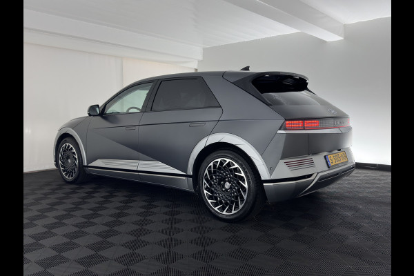 Hyundai IONIQ 5 Lounge 77.4 kWh [3-Fase-11kW] {SoH-99%} (INCL-BTW) Aut. *HEATPUMP | LEATHER | BOSE-SOUND | FULL-LED | ADAPTIVE-CRUISE | BLINDSPOT | DIGI-COCKPIT | AMBIENTLIGHT | DAB | SHIFTPADDLES | HEAD-UP | NAVI-FULLMAP | KEYLESS | 20 INCH*