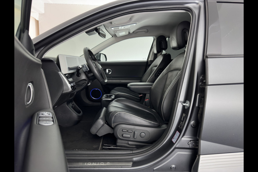 Hyundai IONIQ 5 Lounge 77.4 kWh [3-Fase-11kW] {SoH-99%} (INCL-BTW) Aut. *HEATPUMP | LEATHER | BOSE-SOUND | FULL-LED | ADAPTIVE-CRUISE | BLINDSPOT | DIGI-COCKPIT | AMBIENTLIGHT | DAB | SHIFTPADDLES | HEAD-UP | NAVI-FULLMAP | KEYLESS | 20 INCH*