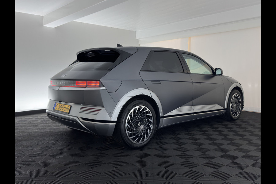 Hyundai IONIQ 5 Lounge 77.4 kWh [3-Fase-11kW] {SoH-99%} (INCL-BTW) Aut. *HEATPUMP | LEATHER | BOSE-SOUND | FULL-LED | ADAPTIVE-CRUISE | BLINDSPOT | DIGI-COCKPIT | AMBIENTLIGHT | DAB | SHIFTPADDLES | HEAD-UP | NAVI-FULLMAP | KEYLESS | 20 INCH*