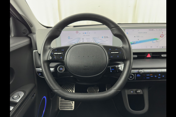 Hyundai IONIQ 5 Lounge 77.4 kWh [3-Fase-11kW] {SoH-99%} (INCL-BTW) Aut. *HEATPUMP | LEATHER | BOSE-SOUND | FULL-LED | ADAPTIVE-CRUISE | BLINDSPOT | DIGI-COCKPIT | AMBIENTLIGHT | DAB | SHIFTPADDLES | HEAD-UP | NAVI-FULLMAP | KEYLESS | 20 INCH*