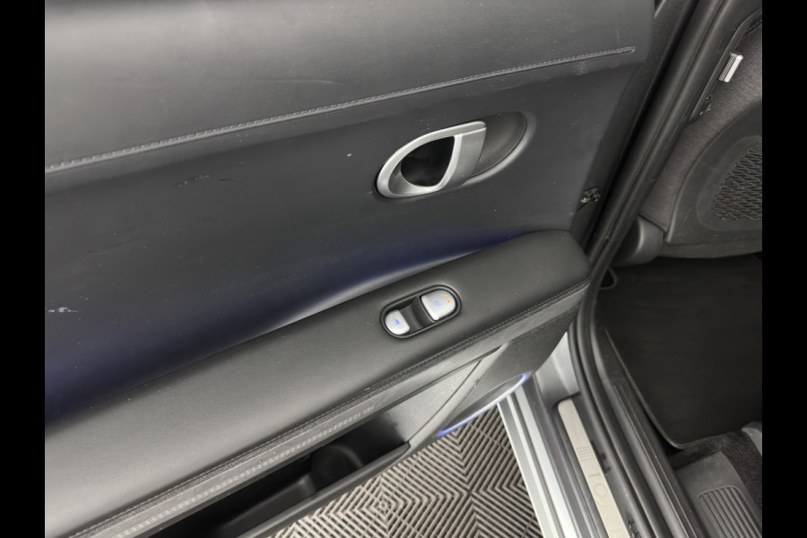Hyundai IONIQ 5 Lounge 77.4 kWh [3-Fase-11kW] {SoH-99%} (INCL-BTW) Aut. *HEATPUMP | LEATHER | BOSE-SOUND | FULL-LED | ADAPTIVE-CRUISE | BLINDSPOT | DIGI-COCKPIT | AMBIENTLIGHT | DAB | SHIFTPADDLES | HEAD-UP | NAVI-FULLMAP | KEYLESS | 20 INCH*