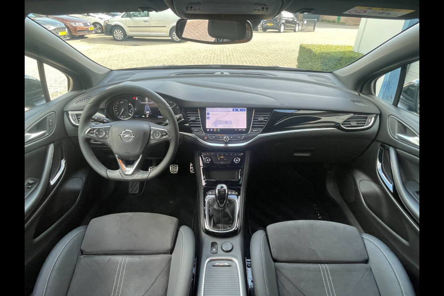 Opel Astra 1.2 Ultimate | eerste eigenaar | NL-auto | vol met opties.