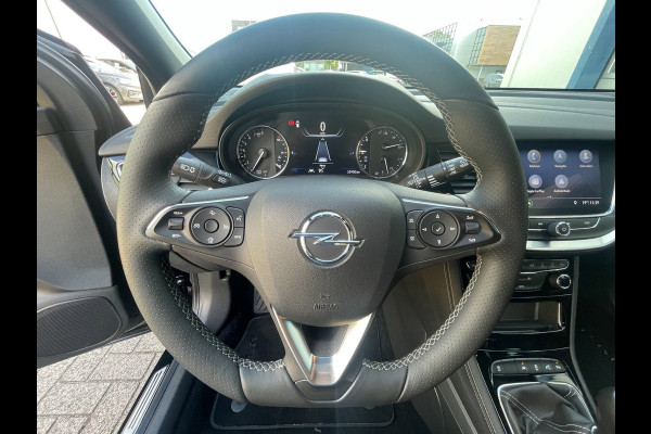 Opel Astra 1.2 Ultimate | eerste eigenaar | NL-auto | vol met opties.