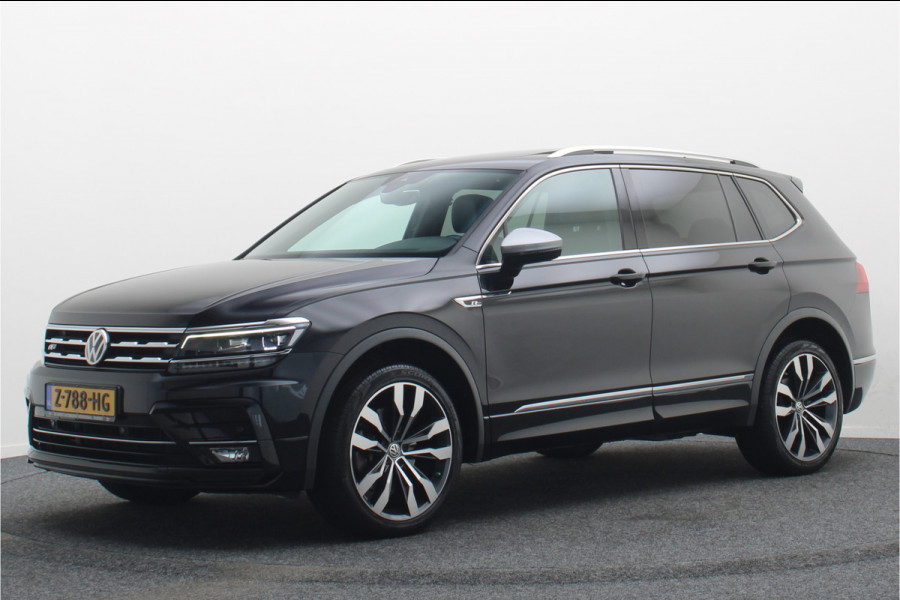 Volkswagen Tiguan Allspace 2.0 TSI 4Motion Highline Business R Panoramadak, Camera, Apple CarPlay, ACC, Keyless, Trekhaak, 20"