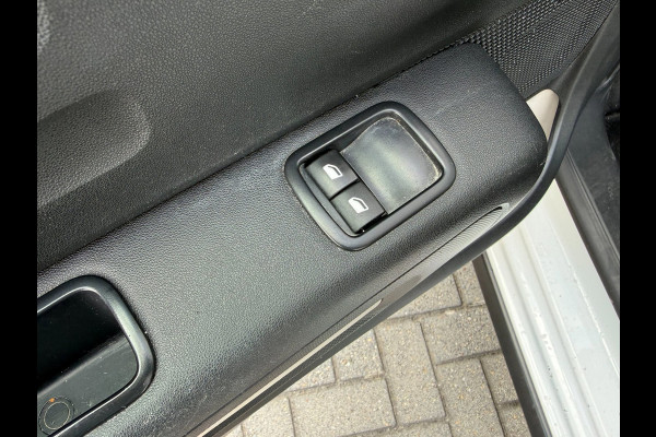 Citroën C3 1.2 PureTech Shine | NAVI | PDC | DAB | Cruise