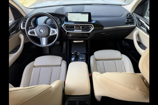 BMW X3 xDrive30e 18"/Leder/Dodehoek/Camera/Keyless/LED/Navigatie