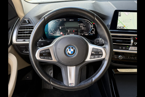 BMW X3 xDrive30e 18"/Leder/Dodehoek/Camera/Keyless/LED/Navigatie