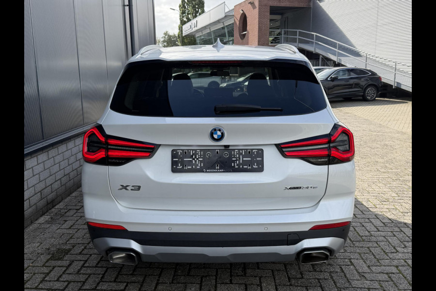BMW X3 xDrive30e 18"/Leder/Dodehoek/Camera/Keyless/LED/Navigatie