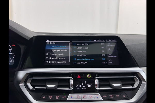 BMW 3-serie 320e M-Sport-Styling Business Edition Plus (Plug-In) {SoH-88%} (INCL-BTW) Aut. * PANO | LEATHER | FULL-LED | HEATED-SPORTSEATS | NAVI-FULLMAP | KEYLESS | PRIVACY-GLASS | HIFI-SOUND | ECC | PDC | SHIFTPADDLES | DAB | CARPLAY |  CRUISE | 19''ALU*