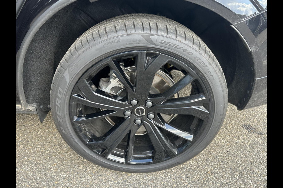 Volvo XC60 2.0 T6 Plug-in hybrid AWD Plus Black Edition VAN: 59.900,- ND: 56.877,- UW HERSTVOORDEEL: 2.023,- | TREKHAAK | DEALER ONDERHOUDEN | HEAD UP | 360CAMERA | FABR. GARANTIE! |