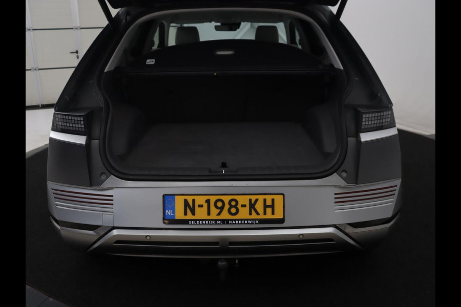 Hyundai IONIQ 5 Lounge 73kWh | SOH 96,2% | Leder | Memory | Stuur/stoel verwarming | Stoelventilatie | Adaptive cruise | Trekhaak | Head-up | 360 camera | Park assist | BOSE sound | Carplay