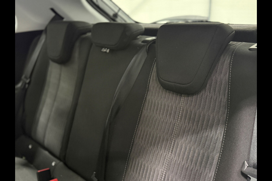 Opel Corsa 1.2 Turbo Edition |NAP| LED | Cruise Control | Parkeersensoren |Carplay|DAB+ | Rijstrookassistent