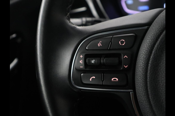 Kia Niro 1.6 GDi Hybrid Style Edition | Leder | Adaptive cruise | Dodehoek detectie | Stoelverwarming | Trekhaak | JBL sound | Carplay | Camera | Park assist | Climate control
