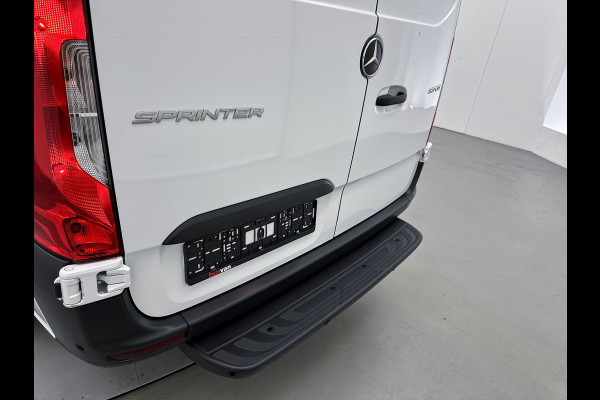 Mercedes-Benz Sprinter 317 CDI L2H2 Pro Luchtgeveerde stoel Led 24m Certified garantie Navigatie Stoelverwarming