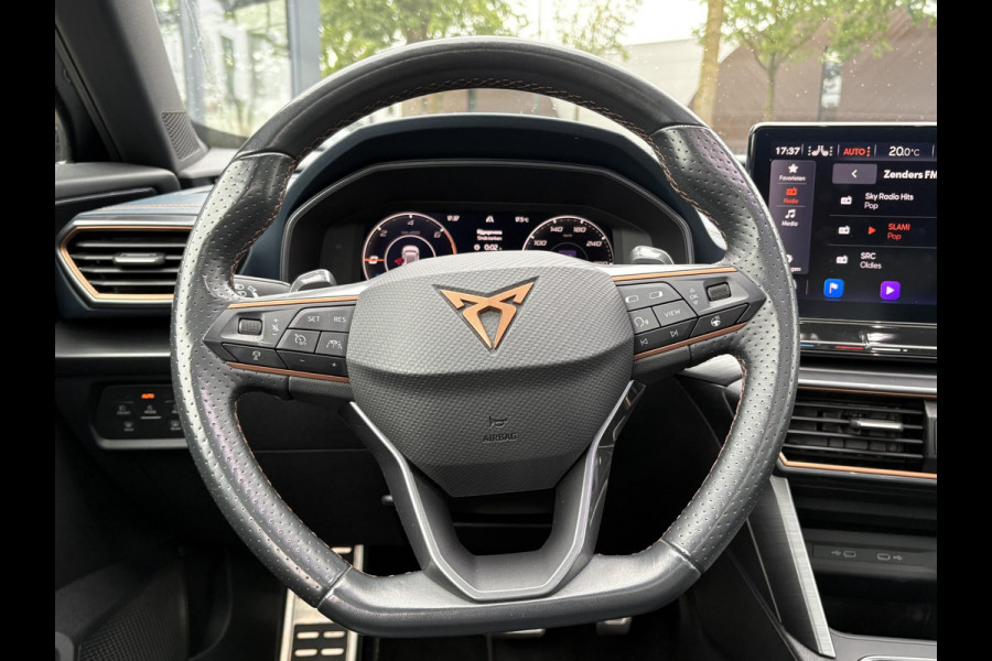CUPRA Formentor 1.4 e-Hybrid VZ Performance VAN: € 32.900,- VOOR: 29.440,- UW HERFSTVOORDEEL: 3.460,- 245 PK | PLUG-IN-HYBRIDE | MEMORY | PANORAMADAK | 360° CAMERA | STOEL- & STUURVERWARMING | DODEHOEK | RIJKLAARPRIJS INCL. 12 MND BOVAG GARANTIE
