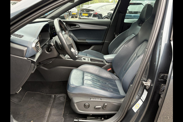 CUPRA Formentor 1.4 e-Hybrid VZ Performance VAN: € 32.900,- VOOR: 29.440,- UW HERFSTVOORDEEL: 3.460,- 245 PK | PLUG-IN-HYBRIDE | MEMORY | PANORAMADAK | 360° CAMERA | STOEL- & STUURVERWARMING | DODEHOEK | RIJKLAARPRIJS INCL. 12 MND BOVAG GARANTIE