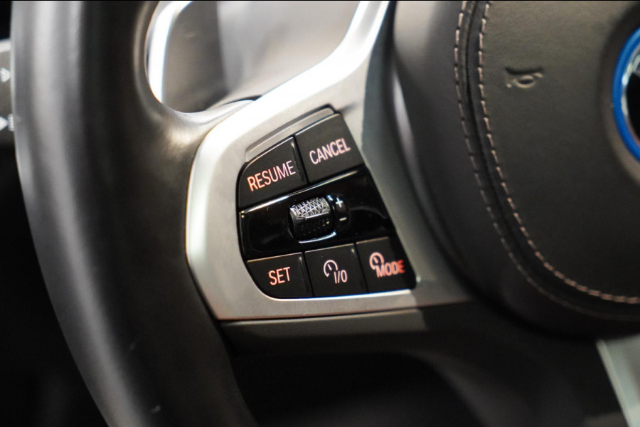 BMW X5 xDrive50e BTW|M-Sport|PANO|HUD|SkyLounge|H&K|Trekhaak