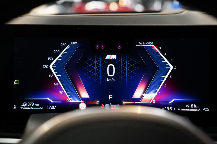 BMW X5 xDrive50e BTW|M-Sport|PANO|HUD|SkyLounge|H&K|Trekhaak