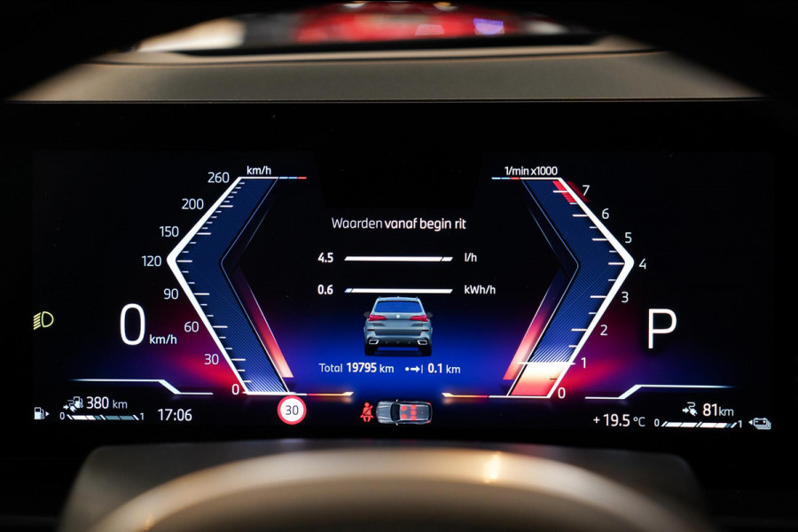 BMW X5 xDrive50e BTW|M-Sport|PANO|HUD|SkyLounge|H&K|Trekhaak