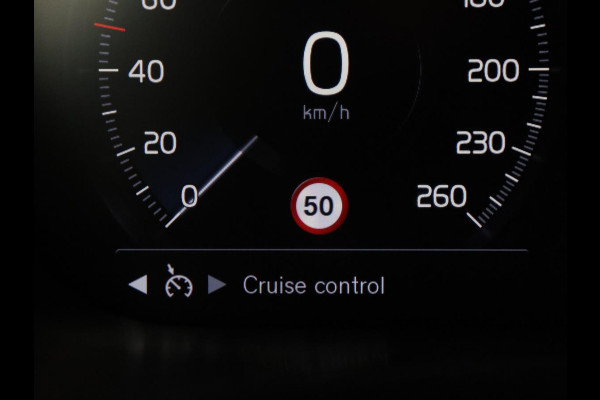 Volvo XC60 2.0 T5 Momentum | Trekhaak | Navigatie | Stoelverwarming | LED |